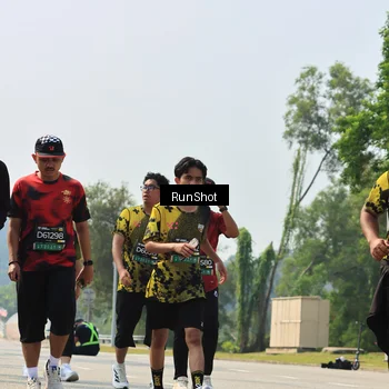 Runner Photo 7055992