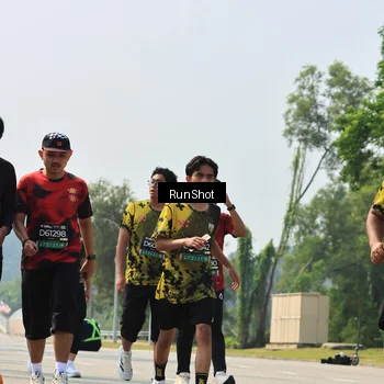Runner Photo 7055996