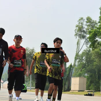 Runner Photo 7056006