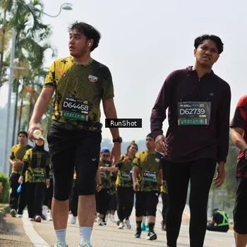 Runner Photo 7056022