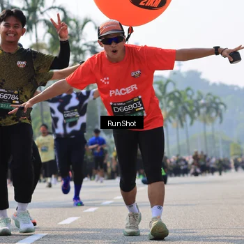 Runner Photo 7056026