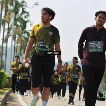 Runner Photo 7056029