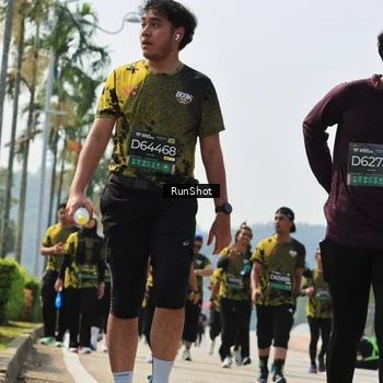 Runner Photo 7056038