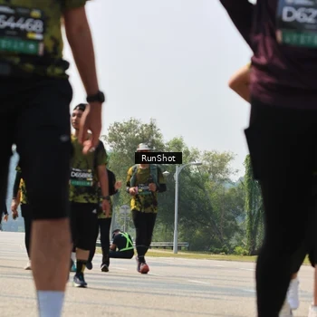 Runner Photo 7056046