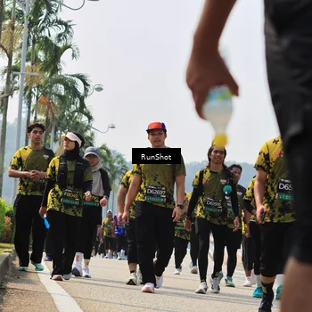 Runner Photo 7056062