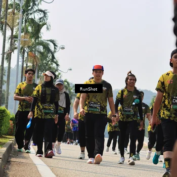 Runner Photo 7056065
