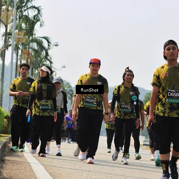 Runner Photo 7056069