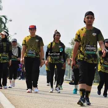 Runner Photo 7056075