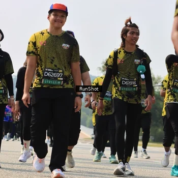 Runner Photo 7056102
