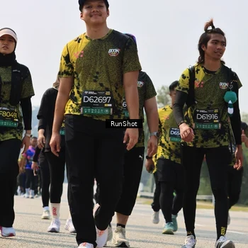 Runner Photo 7056109