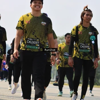 Runner Photo 7056111