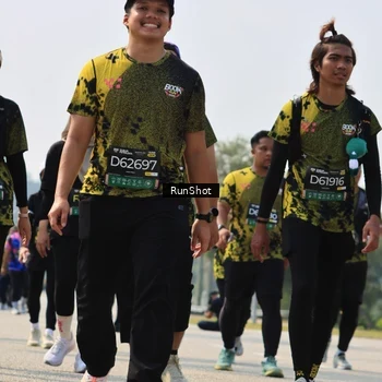 Runner Photo 7056112