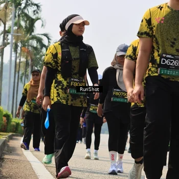 Runner Photo 7056122