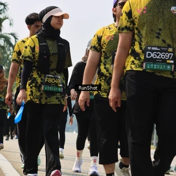 Runner Photo 7056125
