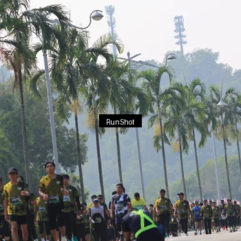 Runner Photo 7056130
