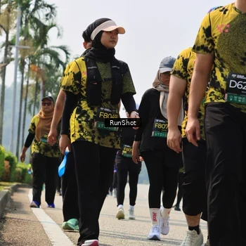 Runner Photo 7056132