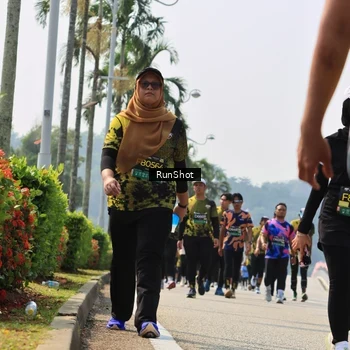 Runner Photo 7056166