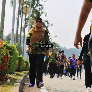 Runner Photo 7056169