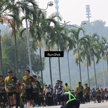 Runner Photo 7056171