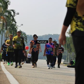 Runner Photo 7056208