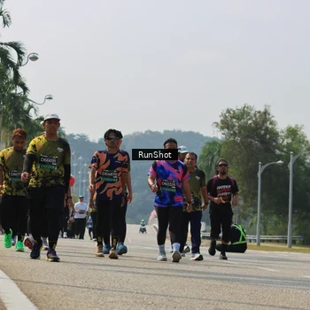 Runner Photo 7056211