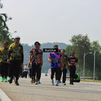 Runner Photo 7056213