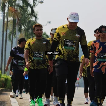 Runner Photo 7056242