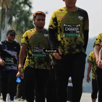 Runner Photo 7056247