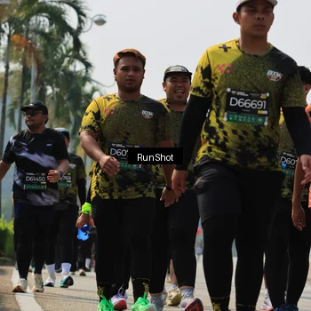Runner Photo 7056265