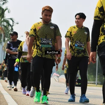 Runner Photo 7056290