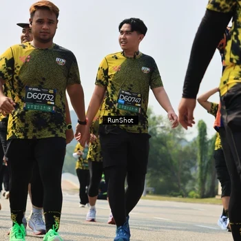 Runner Photo 7056301
