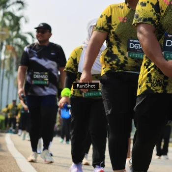 Runner Photo 7056316