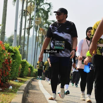 Runner Photo 7056327