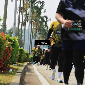 Runner Photo 7056337