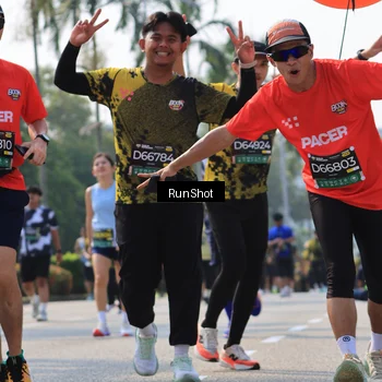 Runner Photo 7056383