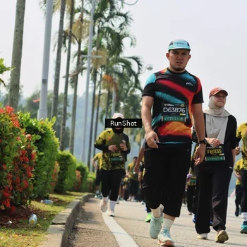 Runner Photo 7056404