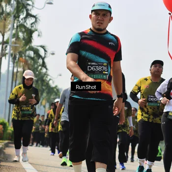 Runner Photo 7056413