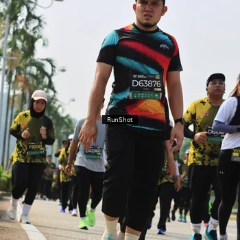 Runner Photo 7056419