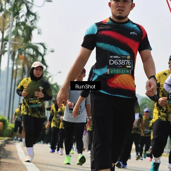 Runner Photo 7056421