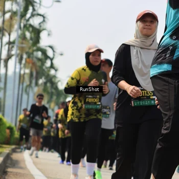 Runner Photo 7056432
