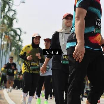 Runner Photo 7056442