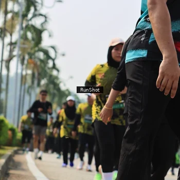 Runner Photo 7056448