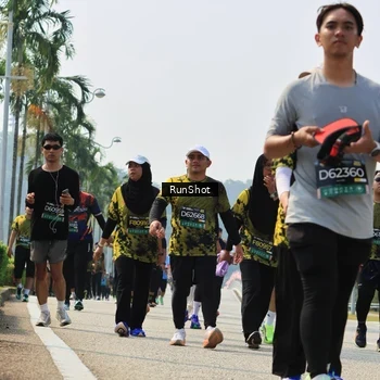Runner Photo 7056449
