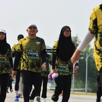 Runner Photo 7056451