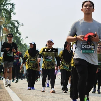 Runner Photo 7056454