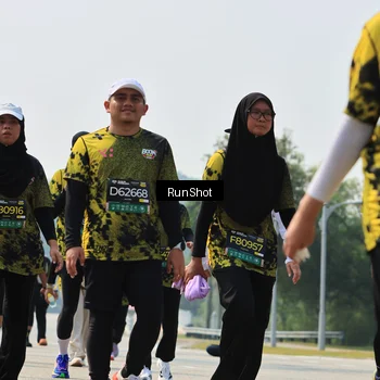 Runner Photo 7056458