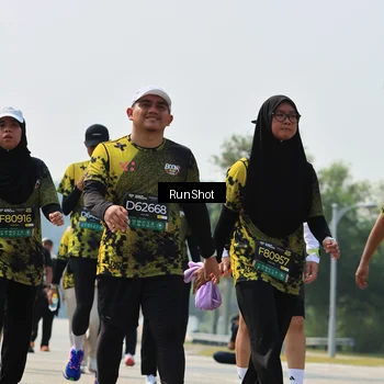Runner Photo 7056459