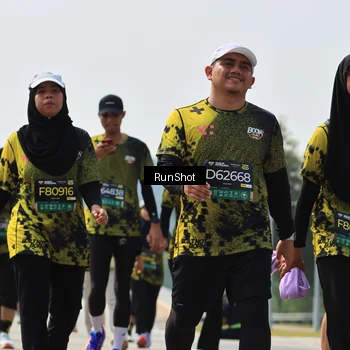 Runner Photo 7056467