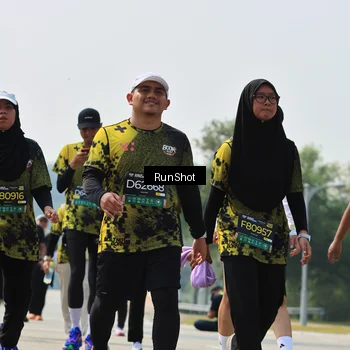 Runner Photo 7056475
