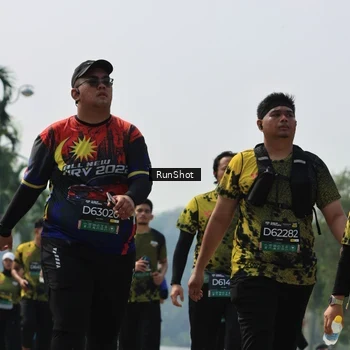 Runner Photo 7056502